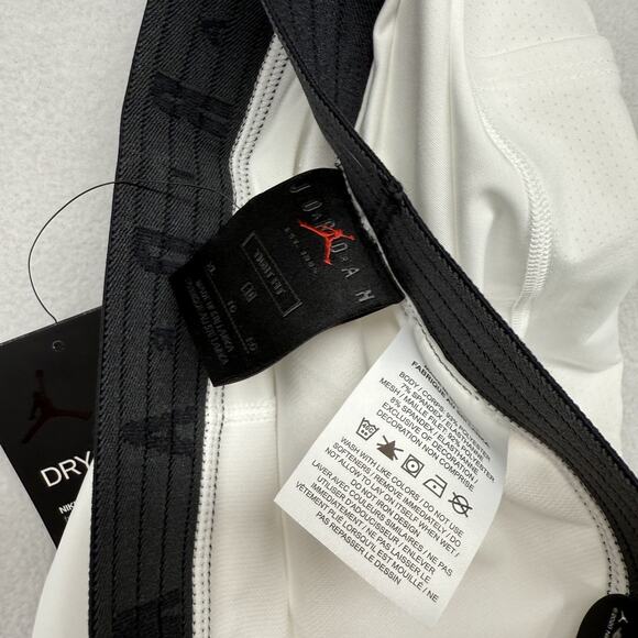 Jordan Compression Tights Men's XL White 3/4 Length Training Workout Jumpman NEW - Picture 9 of 11
